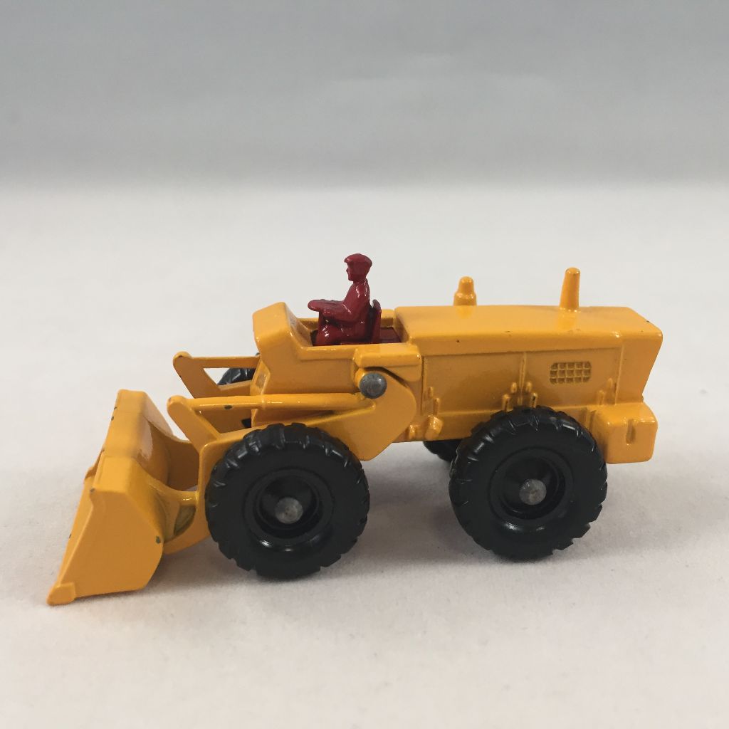 1960’s Matchbox Lesney No. 43 Aveling Barford Tractor Shovel Diecast